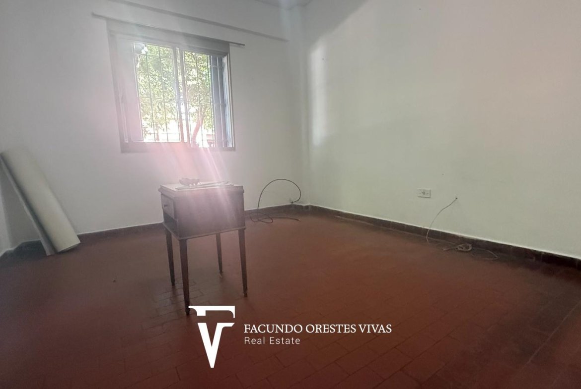 VENTA-DEPARTAMENTO-CINCO AMBIENTES-LAVADERO-PORTERIA-COCHERA-CASEROS
