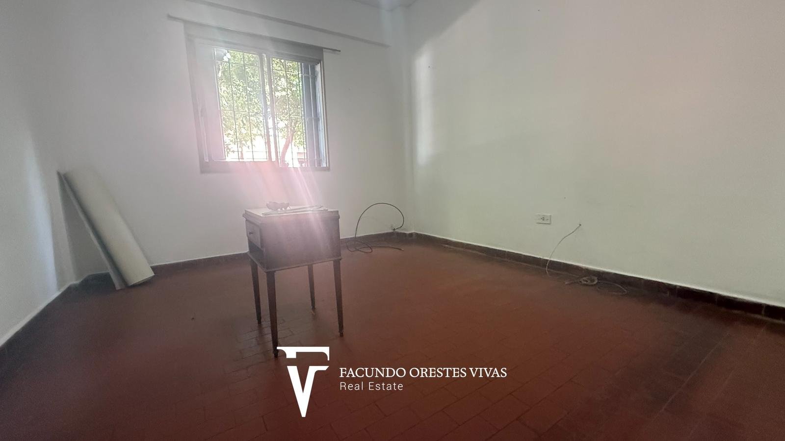 VENTA-DEPARTAMENTO-CINCO AMBIENTES-LAVADERO-PORTERIA-COCHERA-CASEROS