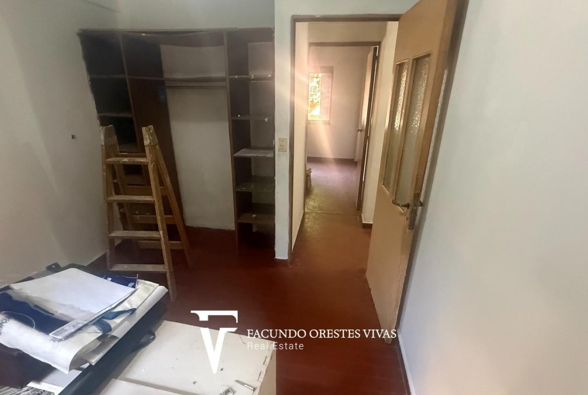 VENTA-DEPARTAMENTO-CINCO AMBIENTES-LAVADERO-PORTERIA-COCHERA-CASEROS