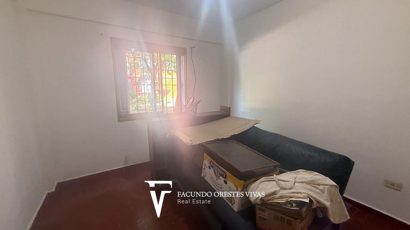VENTA-DEPARTAMENTO-CINCO AMBIENTES-LAVADERO-PORTERIA-COCHERA-CASEROS