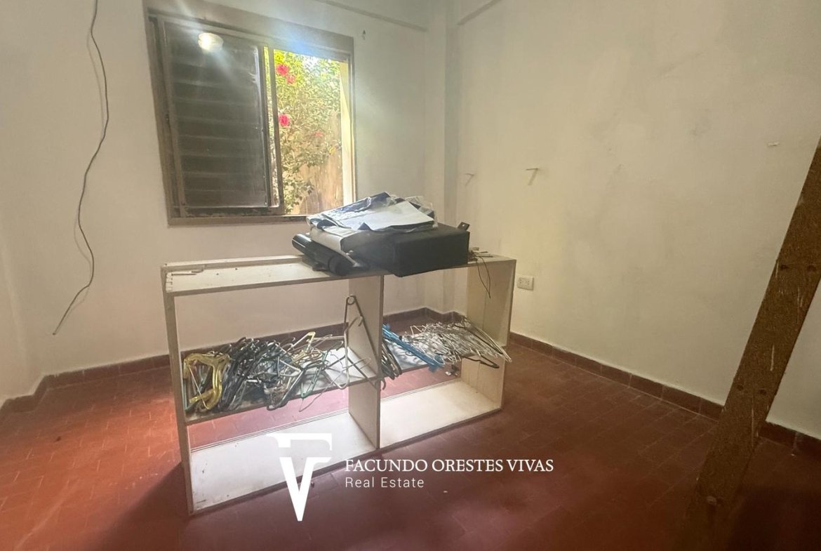 VENTA-DEPARTAMENTO-CINCO AMBIENTES-LAVADERO-PORTERIA-COCHERA-CASEROS