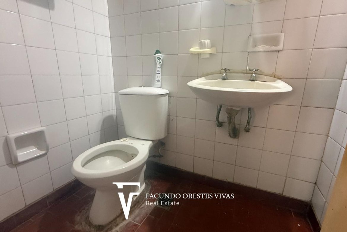 VENTA-DEPARTAMENTO-CINCO AMBIENTES-LAVADERO-PORTERIA-COCHERA-CASEROS