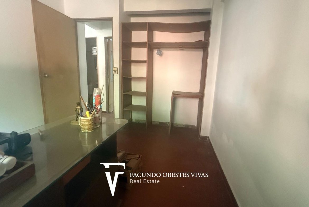 VENTA-DEPARTAMENTO-CINCO AMBIENTES-LAVADERO-PORTERIA-COCHERA-CASEROS