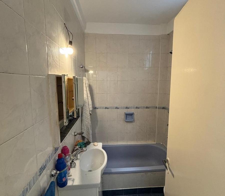 VENTA-LINIERS-DOS AMBIENTES-PLANTA BAJA-PATIO-LAVADERO