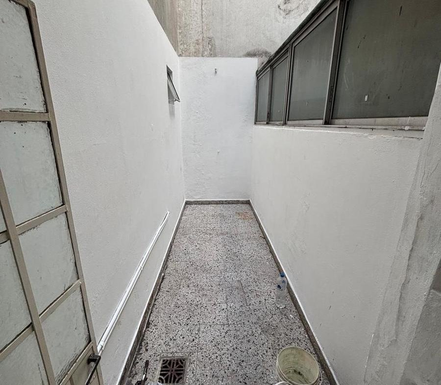 VENTA-LINIERS-DOS AMBIENTES-PLANTA BAJA-PATIO-LAVADERO