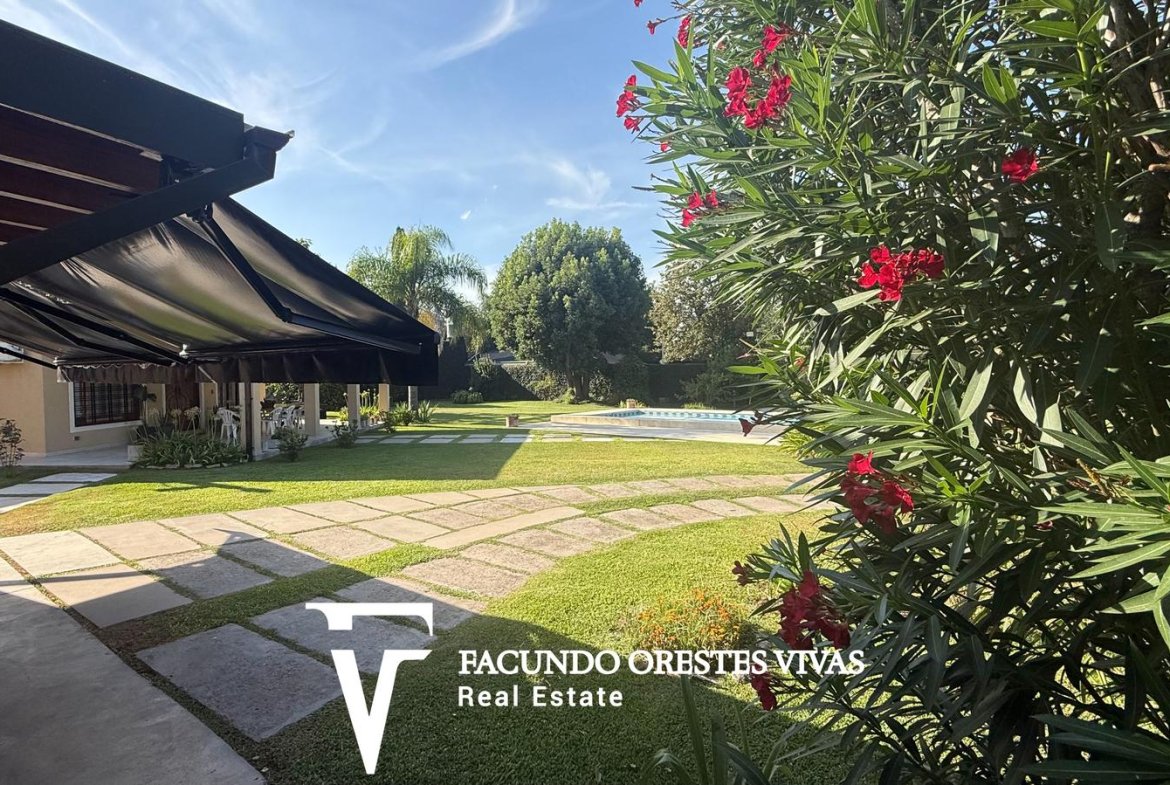 VENTA – CASA QUINTA – PISCINA – GARAGE – FRANCISCO ÁLVAREZ