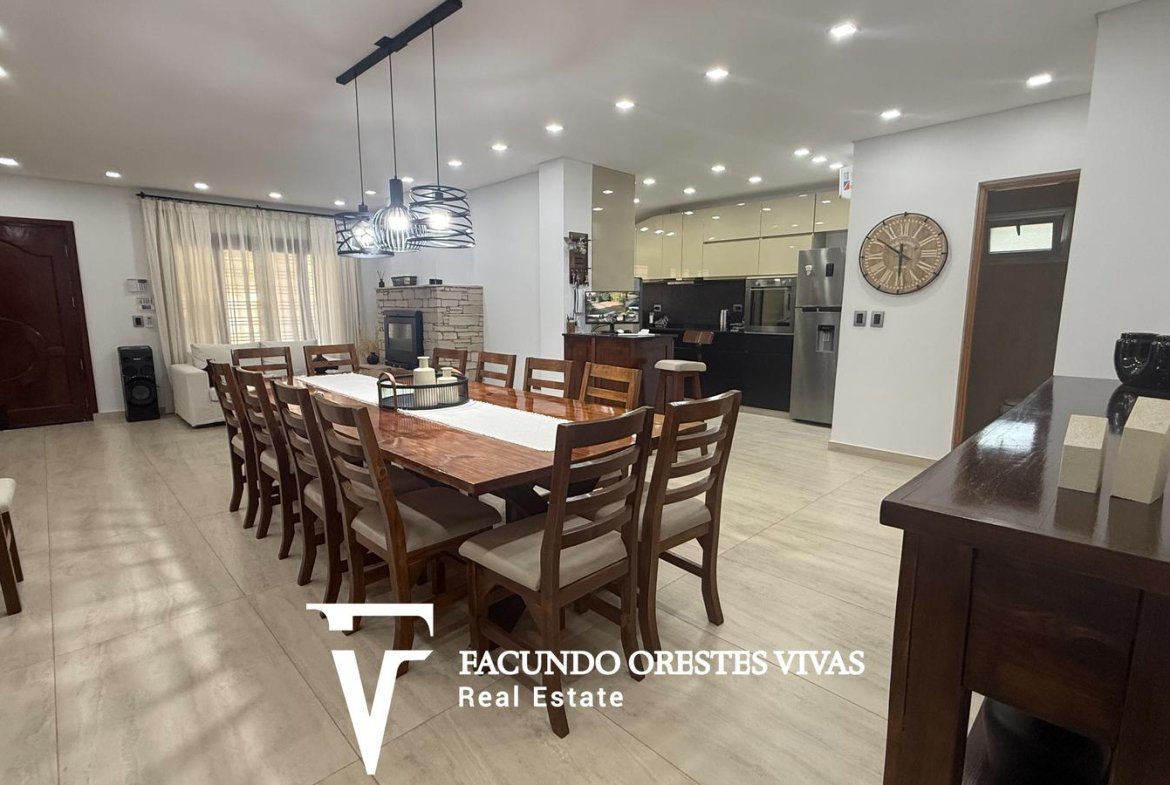 VENTA – CASA QUINTA – PISCINA – GARAGE – FRANCISCO ÁLVAREZ