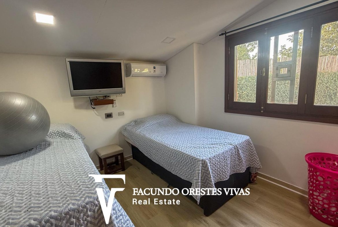 VENTA – CASA QUINTA – PISCINA – GARAGE – FRANCISCO ÁLVAREZ