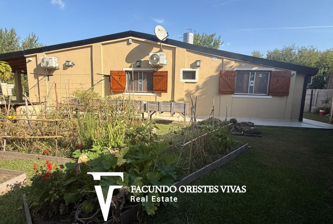 VENTA – CASA QUINTA – PISCINA – GARAGE – FRANCISCO ÁLVAREZ