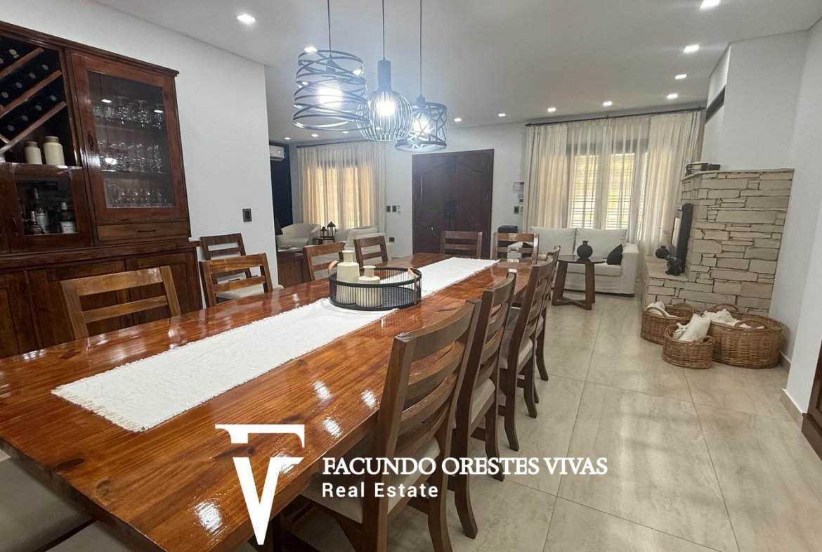 VENTA – CASA QUINTA – PISCINA – GARAGE – FRANCISCO ÁLVAREZ