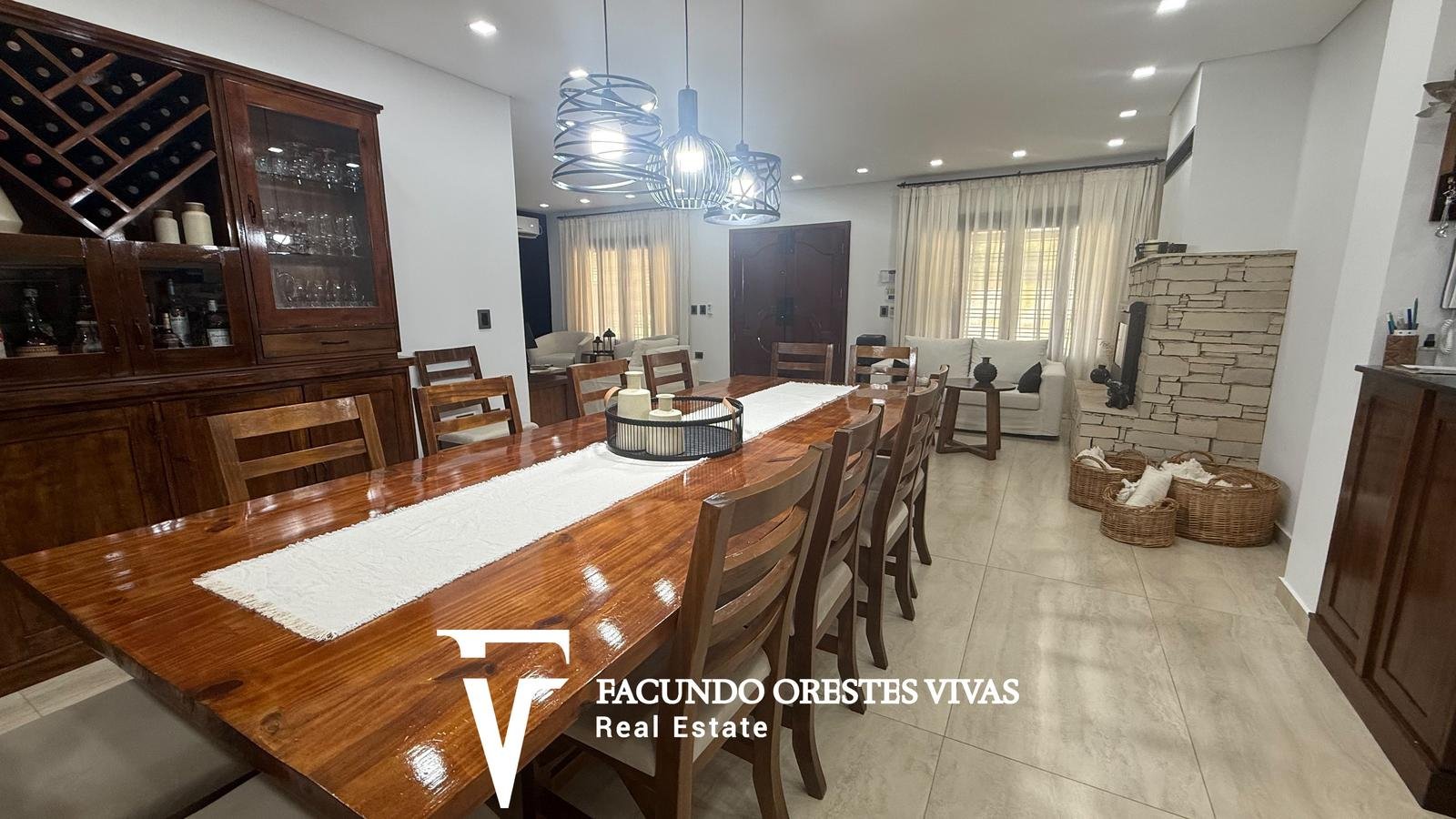 VENTA – CASA QUINTA – PISCINA – GARAGE – FRANCISCO ÁLVAREZ