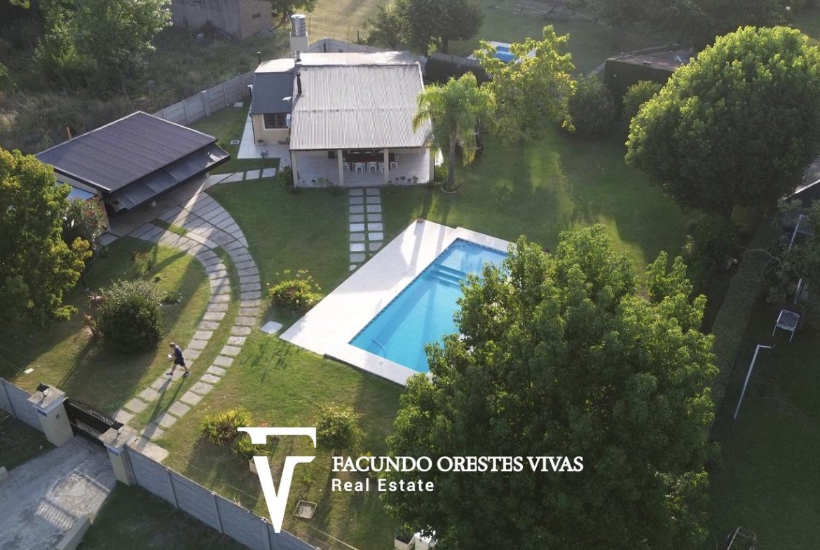 VENTA – CASA QUINTA – PISCINA – GARAGE – FRANCISCO ÁLVAREZ