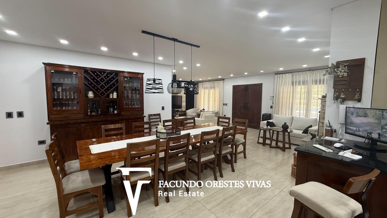 VENTA – CASA QUINTA – PISCINA – GARAGE – FRANCISCO ÁLVAREZ
