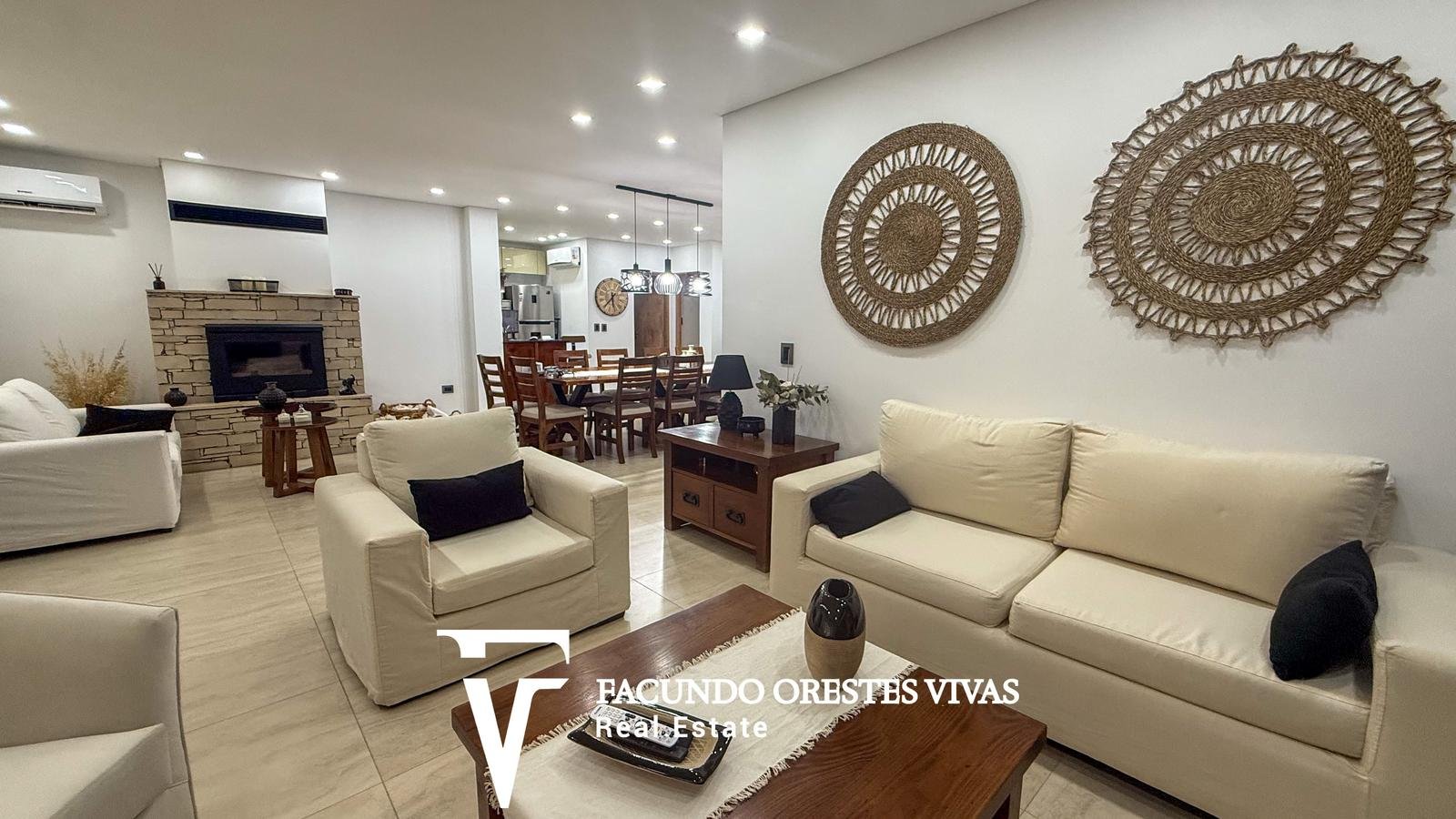 VENTA – CASA QUINTA – PISCINA – GARAGE – FRANCISCO ÁLVAREZ
