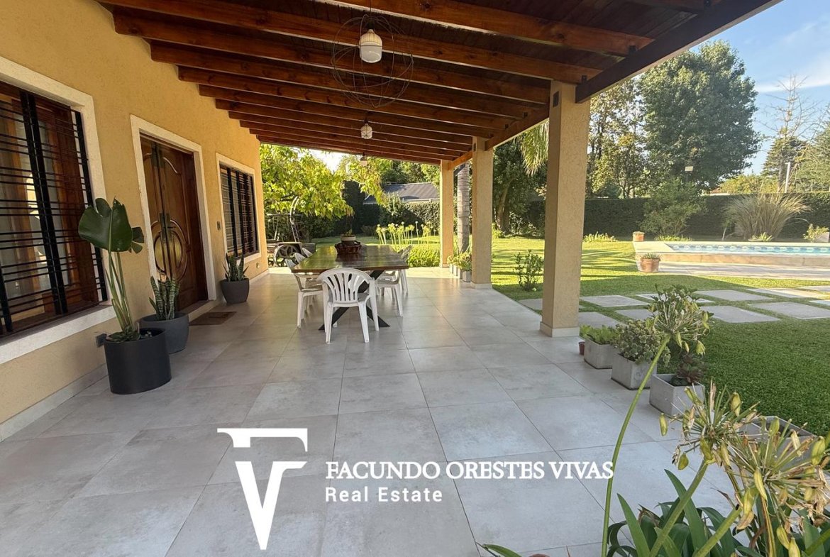 VENTA – CASA QUINTA – PISCINA – GARAGE – FRANCISCO ÁLVAREZ