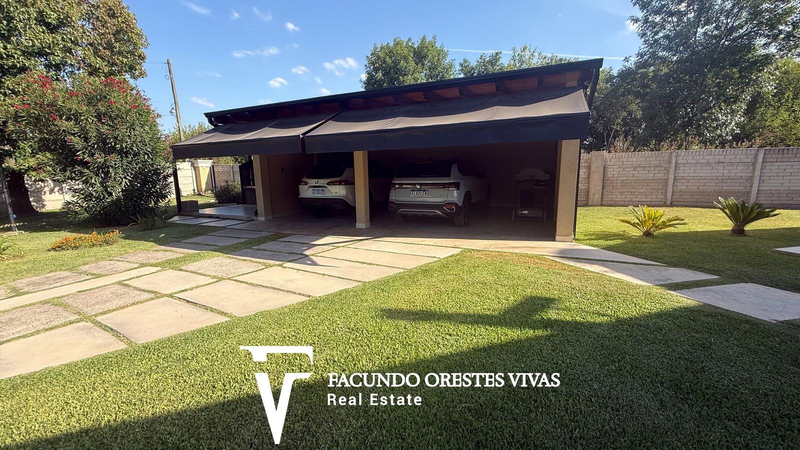 VENTA – CASA QUINTA – PISCINA – GARAGE – FRANCISCO ÁLVAREZ