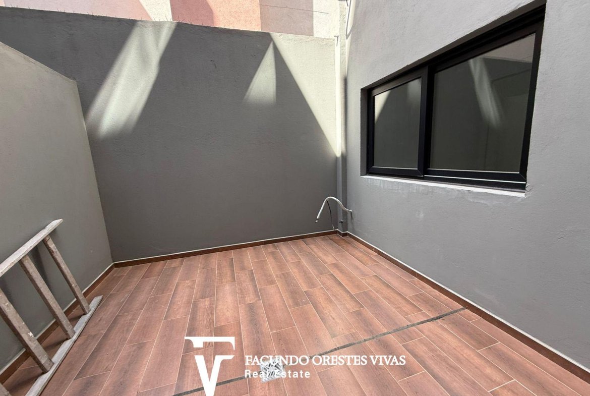 VENTA – DEPARTAMENTO – CUATRO AMBIENTES – CON PATIO – MATADEROS
