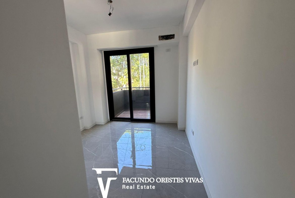 VENTA – DEPARTAMENTO – CUATRO AMBIENTES – CON PATIO – MATADEROS