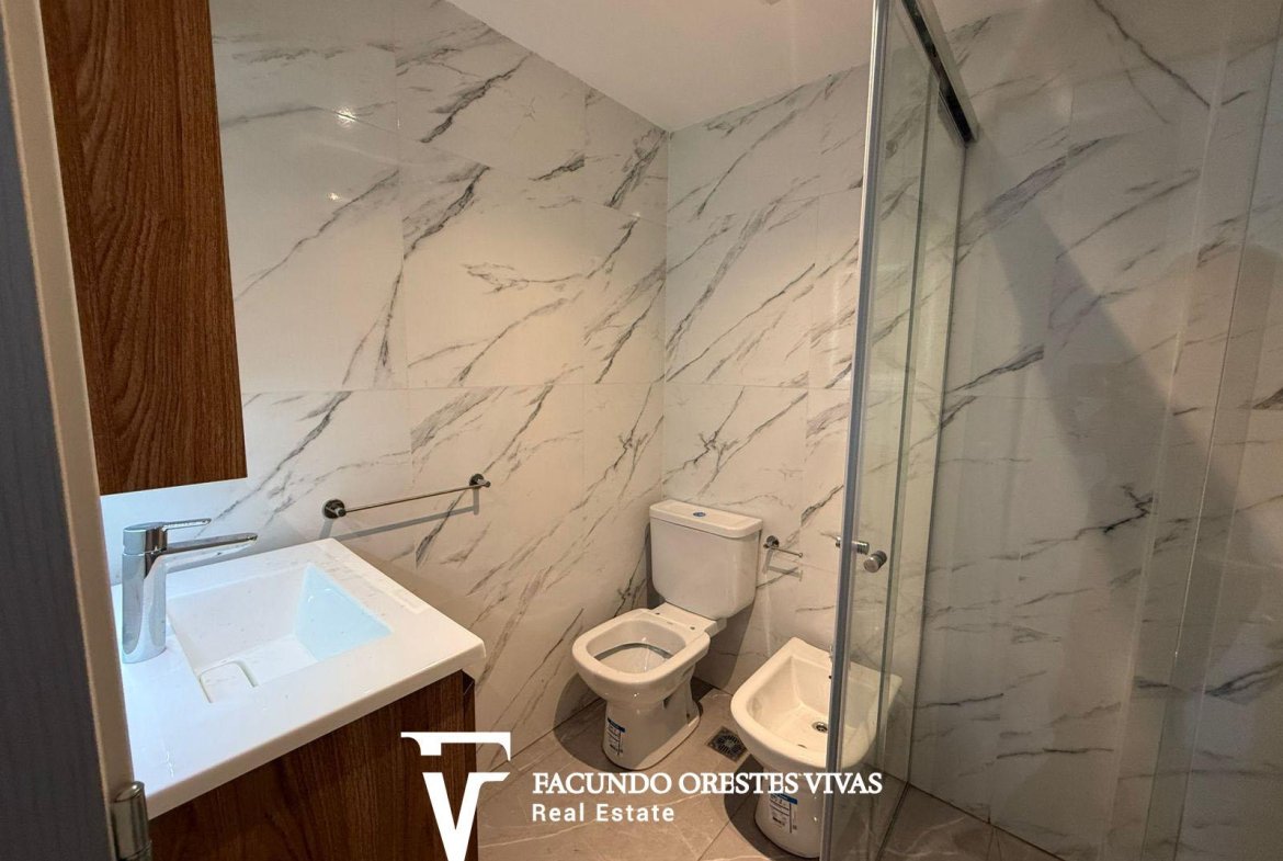 VENTA – DEPARTAMENTO – CUATRO AMBIENTES – CON PATIO – MATADEROS