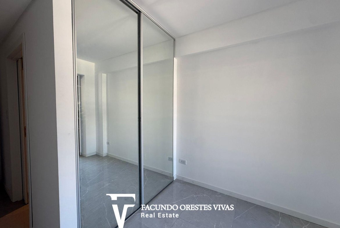 VENTA – DEPARTAMENTO – CUATRO AMBIENTES – CON PATIO – MATADEROS