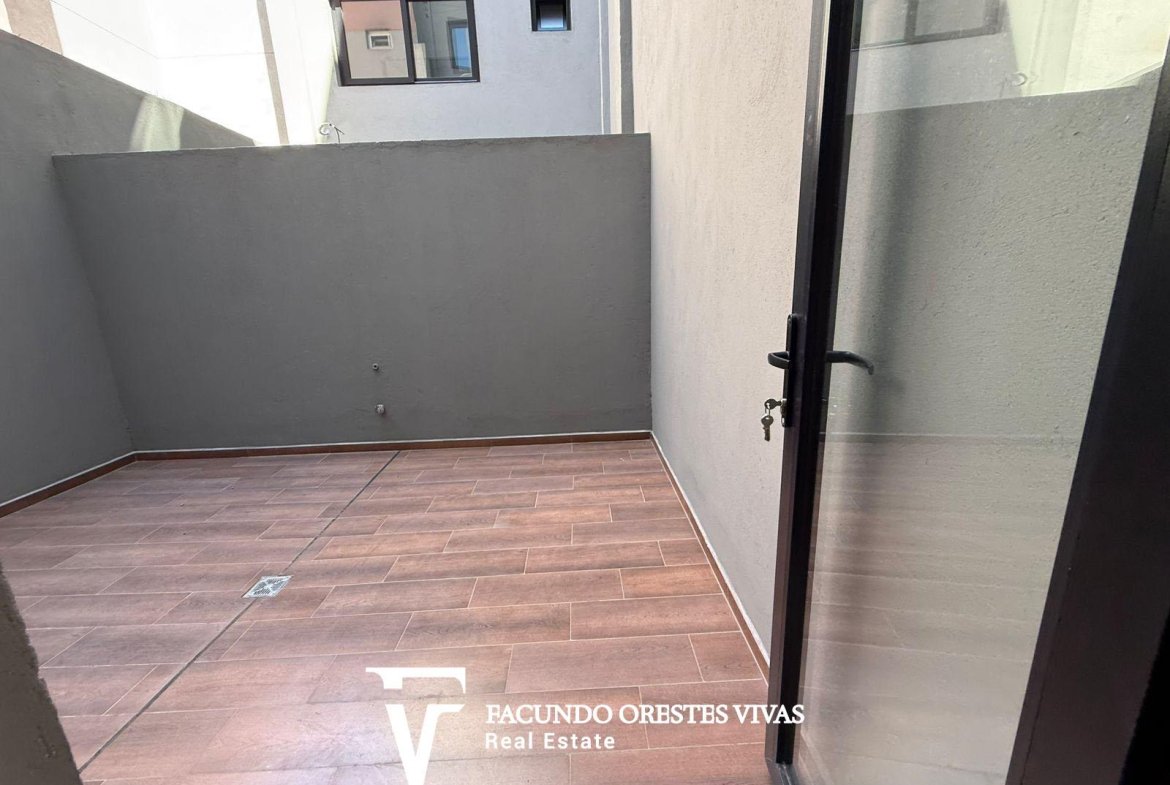 VENTA – DEPARTAMENTO – TRES AMBIENTES – PATIO – TERRAZA – PARRILLA – MATADEROS