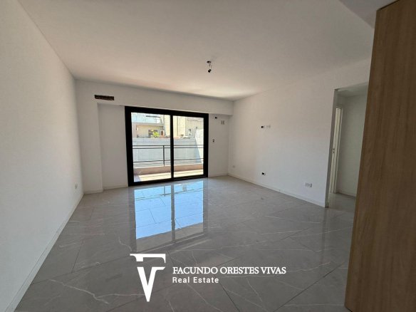 VENTA – DEPARTAMENTO – TRES AMBIENTES – PATIO – TERRAZA – PARRILLA – MATADEROS