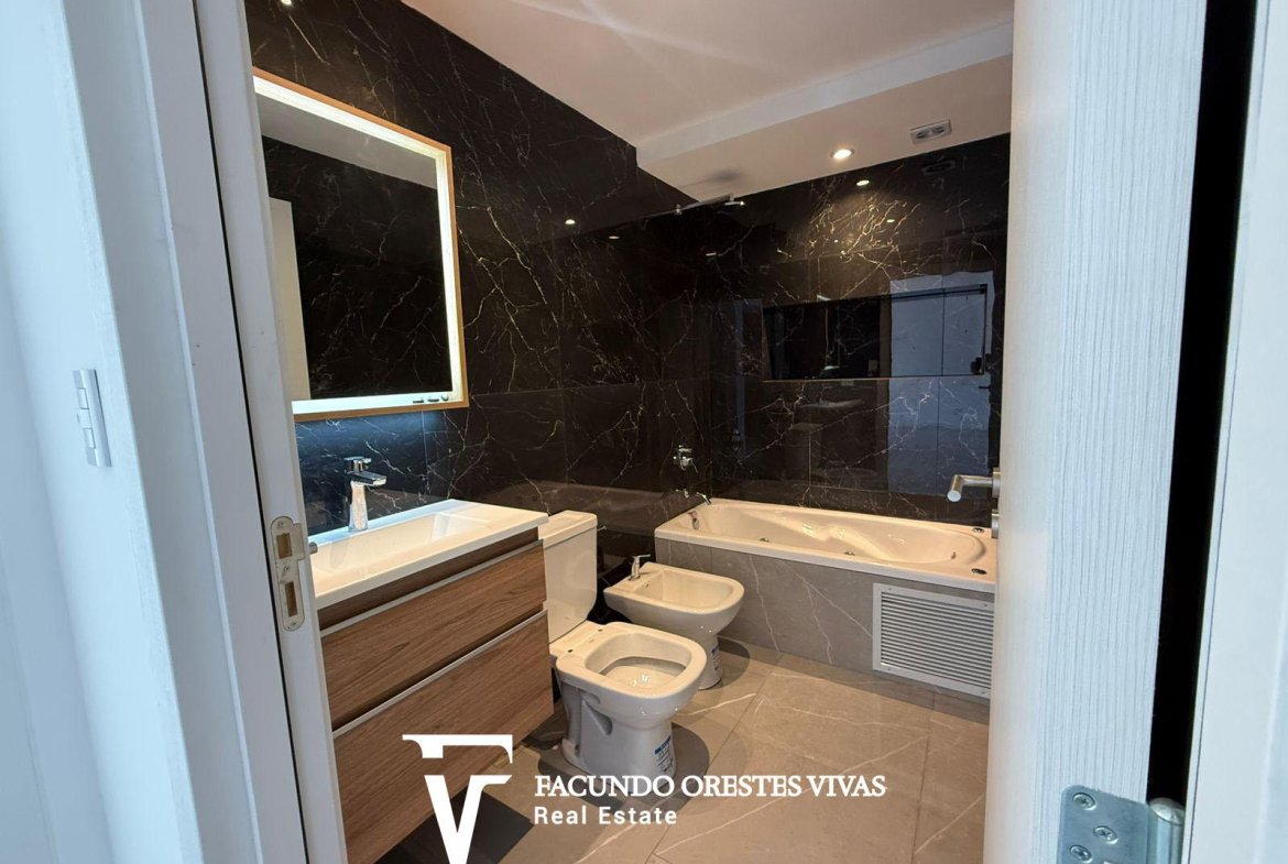 VENTA – DEPARTAMENTO – TRES AMBIENTES – PATIO – TERRAZA – PARRILLA – MATADEROS