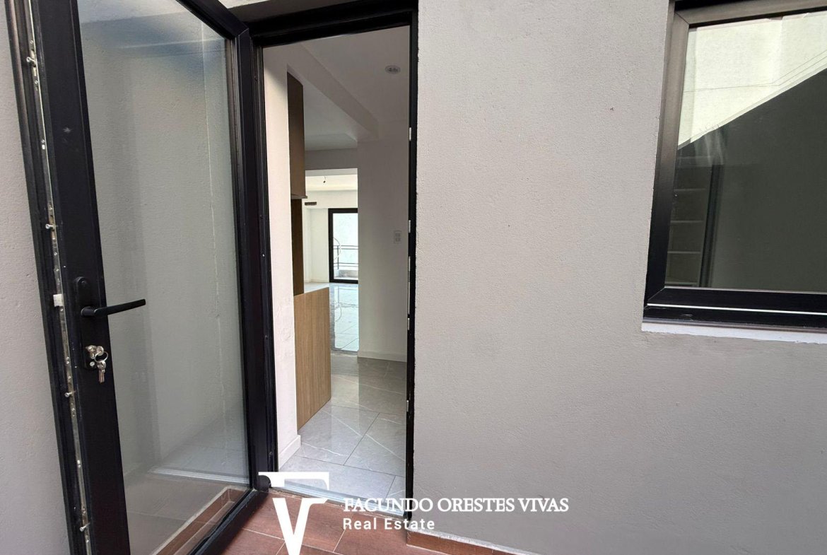 VENTA – DEPARTAMENTO – TRES AMBIENTES – PATIO – TERRAZA – PARRILLA – MATADEROS