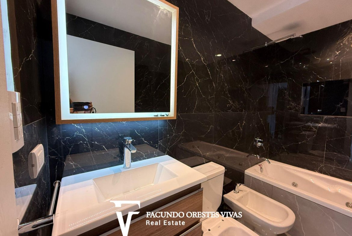 VENTA – DEPARTAMENTO – TRES AMBIENTES – PATIO – TERRAZA – PARRILLA – MATADEROS