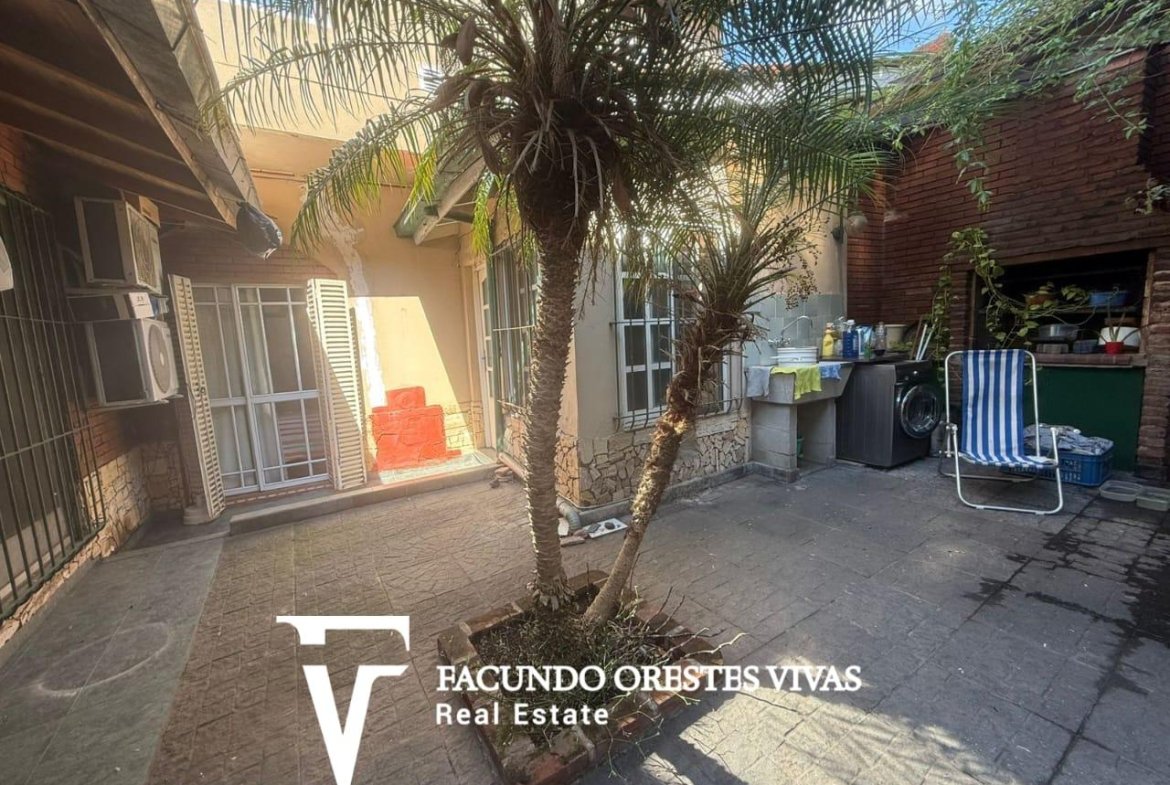 CASA-MULTIFAMILIAR-COCHERA-PARRILA-PATIO-BARRIO NAÓN-MATADEROS
