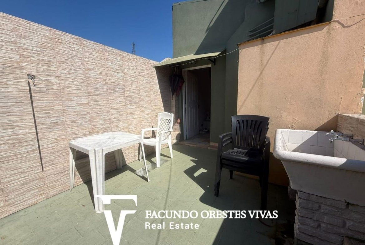 CASA-MULTIFAMILIAR-COCHERA-PARRILA-PATIO-BARRIO NAÓN-MATADEROS