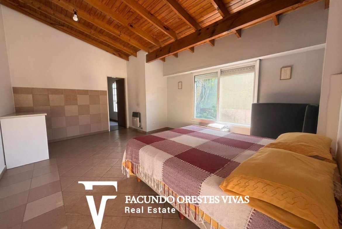 CASA-MULTIFAMILIAR-COCHERA-PARRILA-PATIO-BARRIO NAÓN-MATADEROS