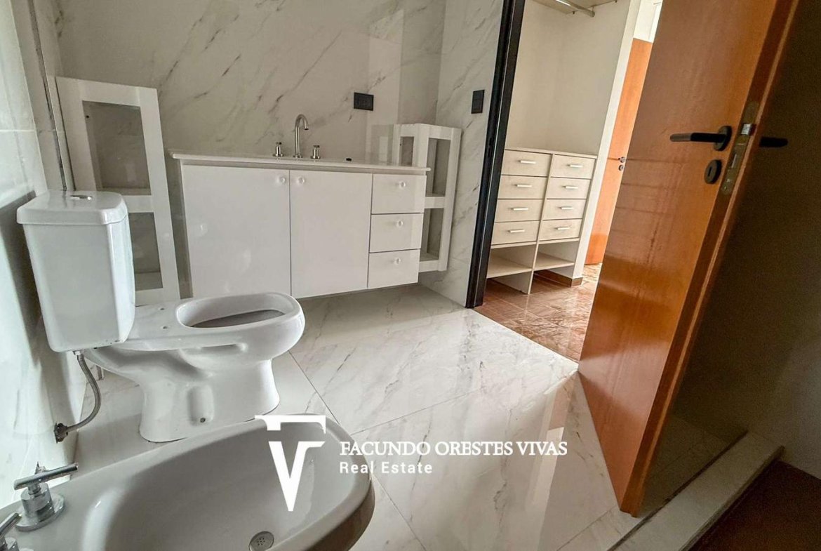 VENTA DEPARTAMENTO 2 AMBIENTES LINIERS PARRILLA