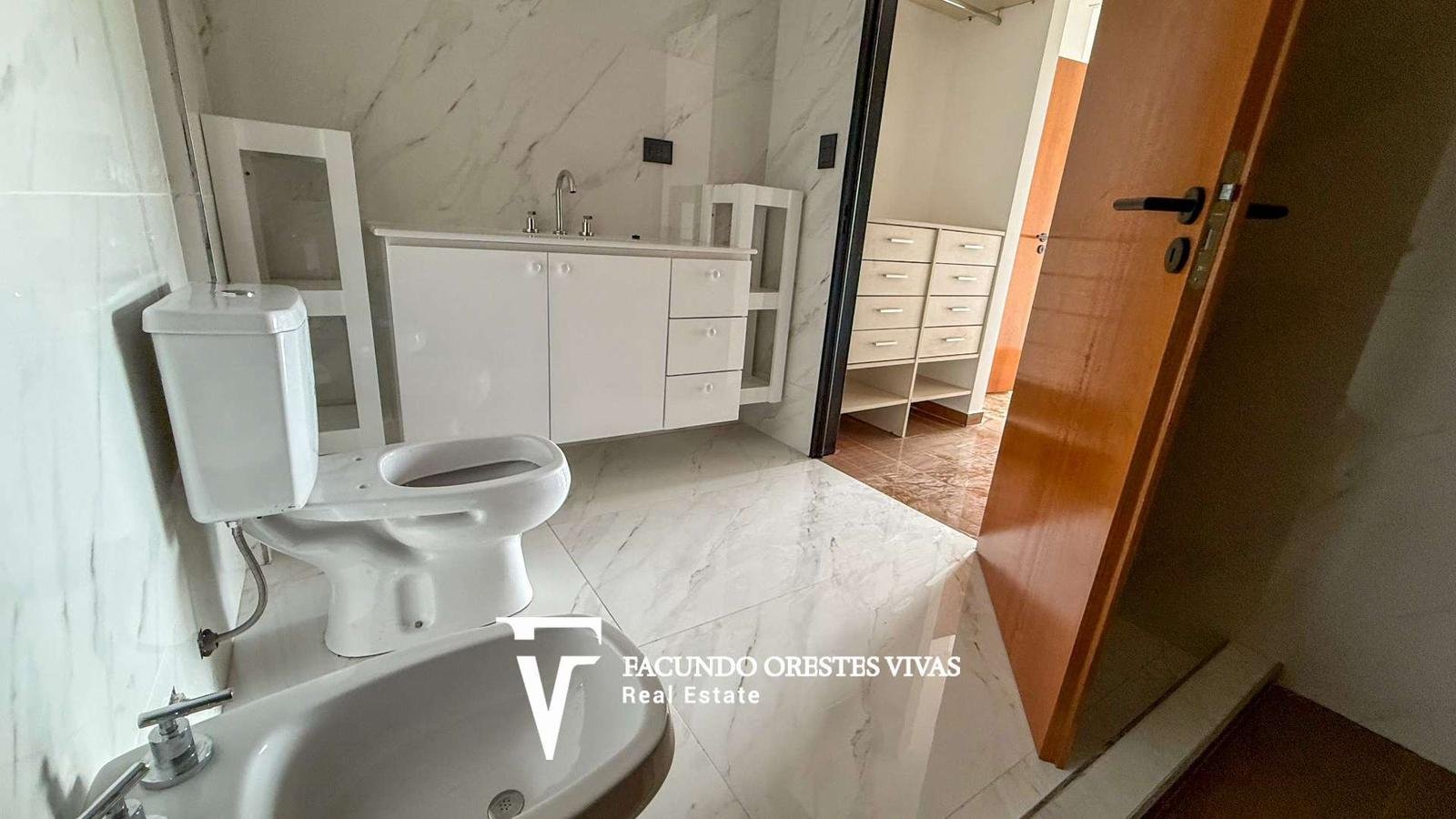 VENTA DEPARTAMENTO 2 AMBIENTES LINIERS PARRILLA