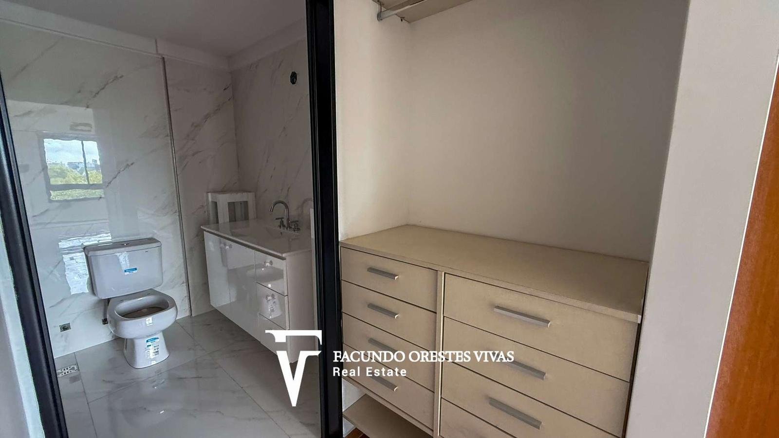 VENTA DEPARTAMENTO 2 AMBIENTES LINIERS PARRILLA