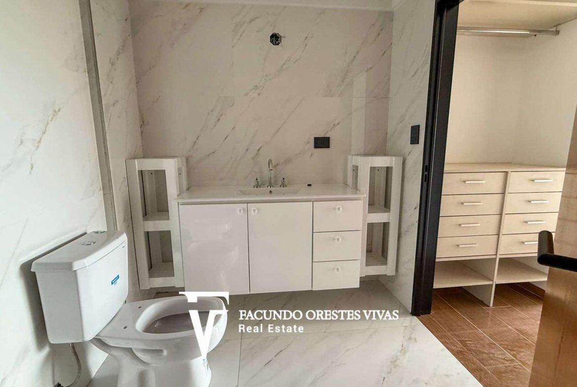 VENTA DEPARTAMENTO 2 AMBIENTES LINIERS PARRILLA