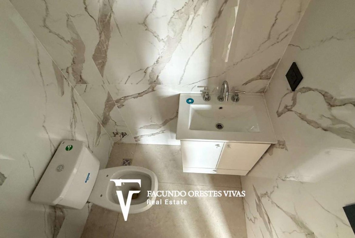 VENTA DEPARTAMENTO 2 AMBIENTES LINIERS PARRILLA