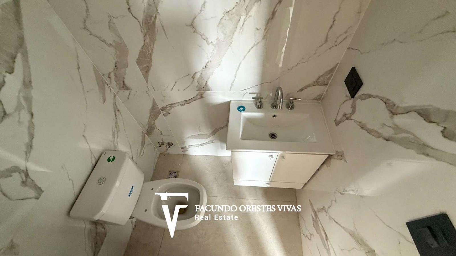 VENTA DEPARTAMENTO 2 AMBIENTES LINIERS PARRILLA