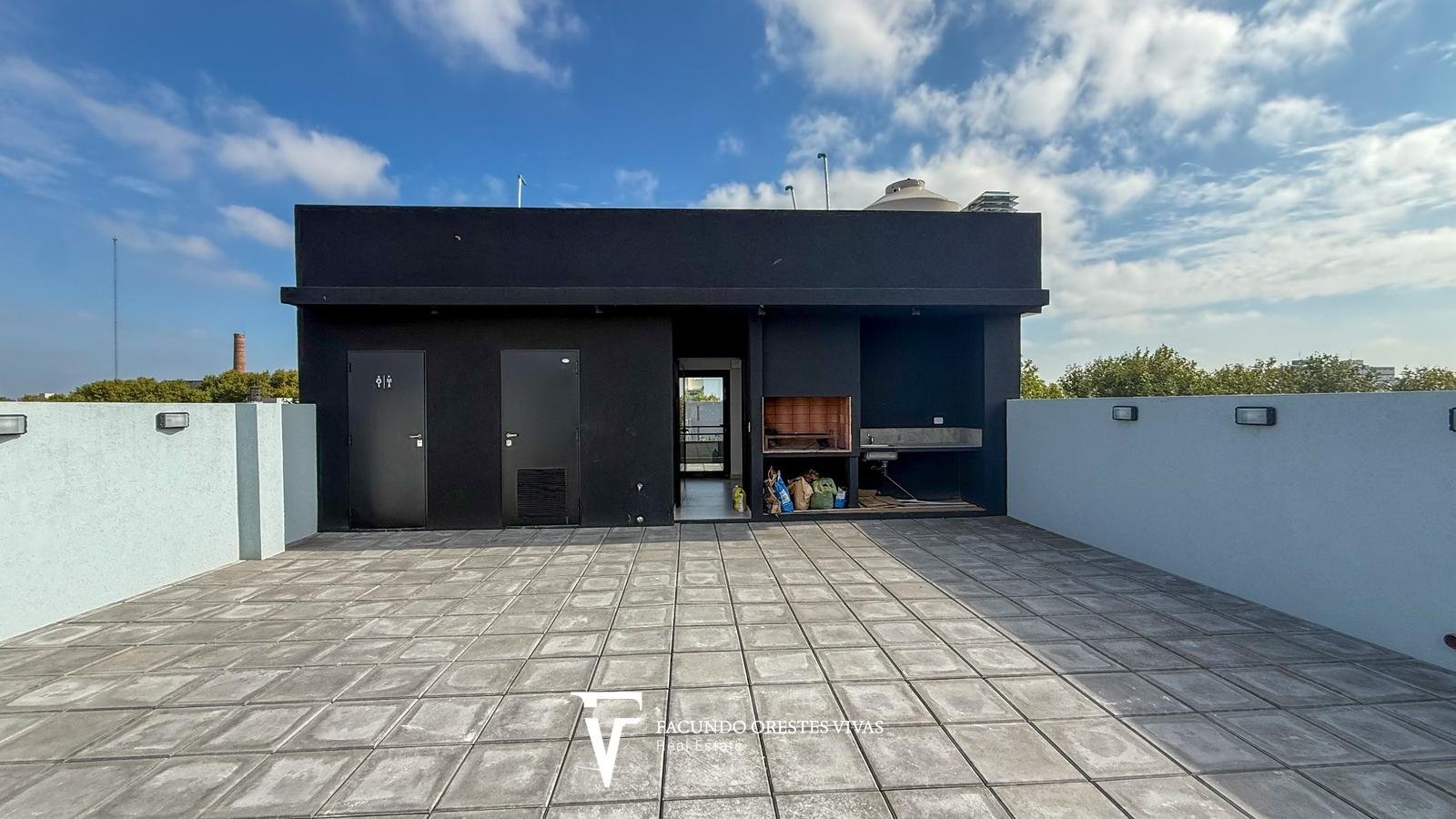 VENTA-DEPARTAMENTO-DOS AMBIENTES- BALCÓN-FRENTE-VILLA LURO