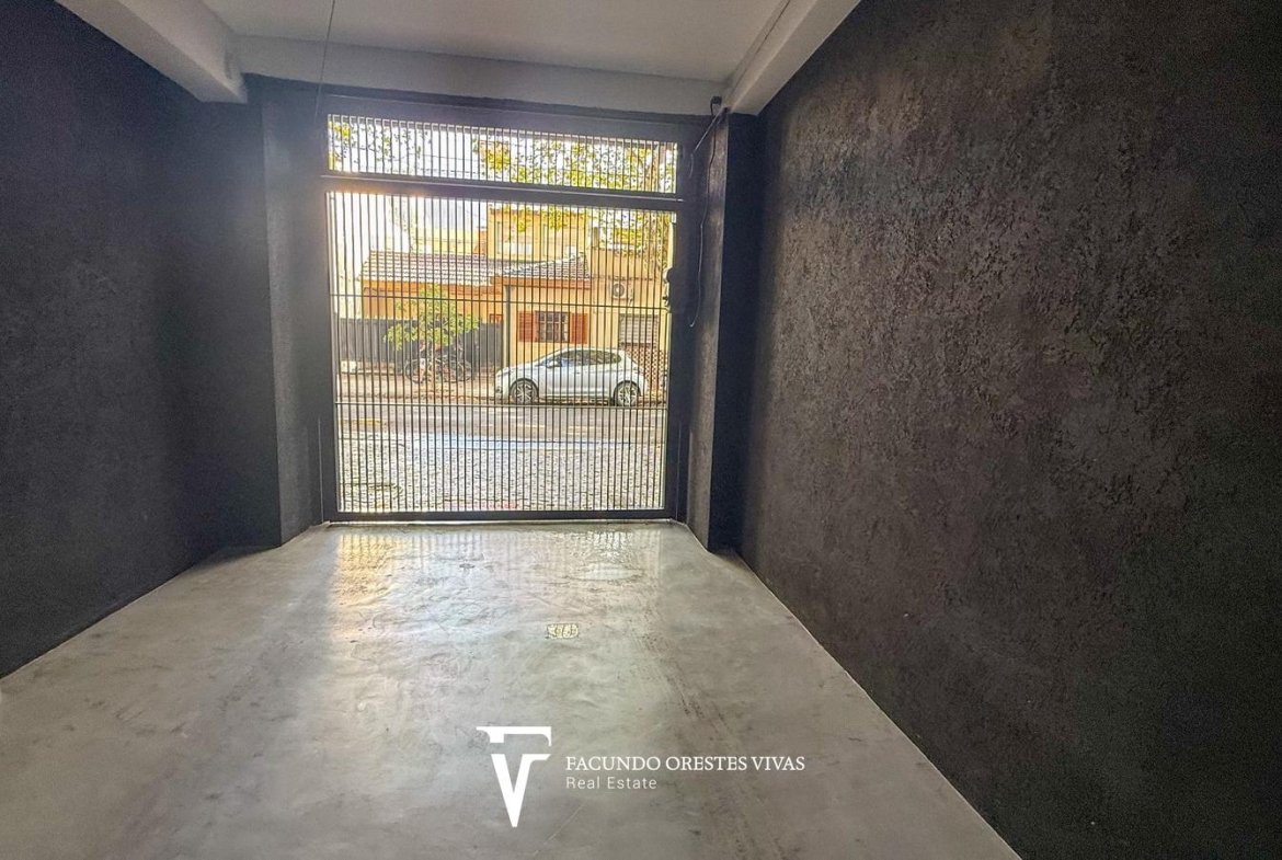 VENTA-DEPARTAMENTO-DOS AMBIENTES- BALCÓN-FRENTE-VILLA LURO