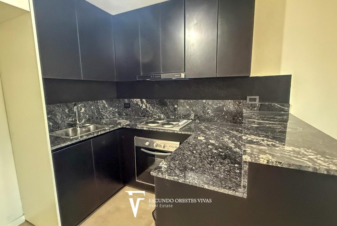 VENTA-DEPARTAMENTO-DOS AMBIENTES- BALCÓN-FRENTE-VILLA LURO