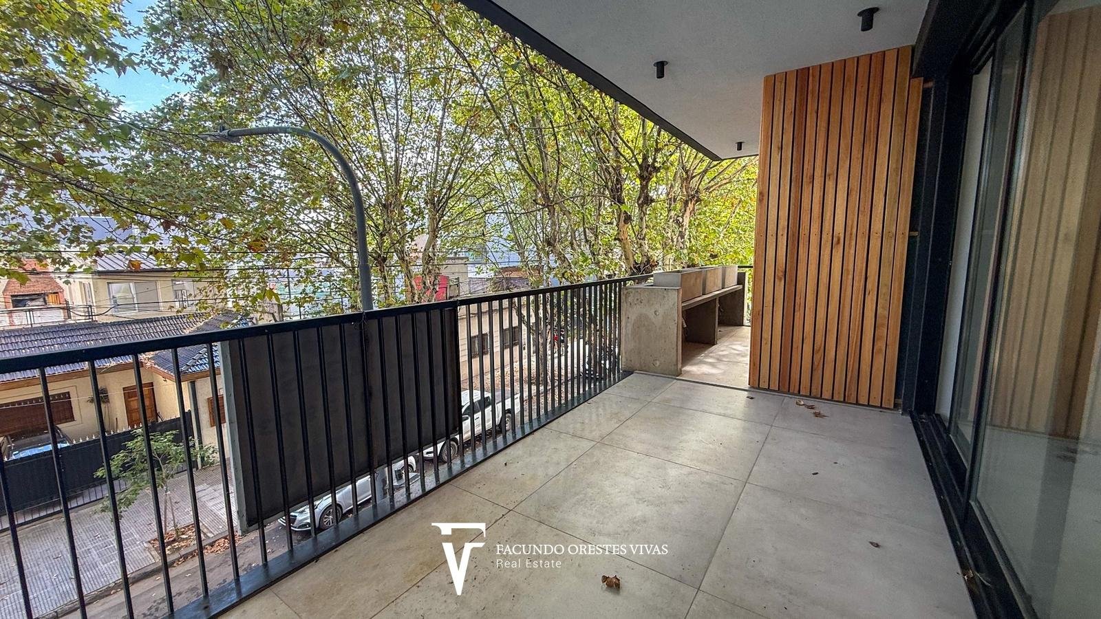 VENTA-DEPARTAMENTO-DOS AMBIENTES- BALCÓN-FRENTE-VILLA LURO