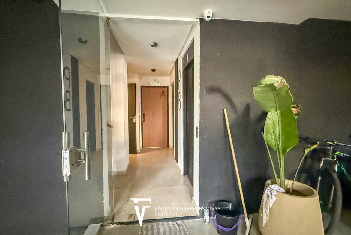 VENTA-DEPARTAMENTO-DOS AMBIENTES- BALCÓN-FRENTE-VILLA LURO