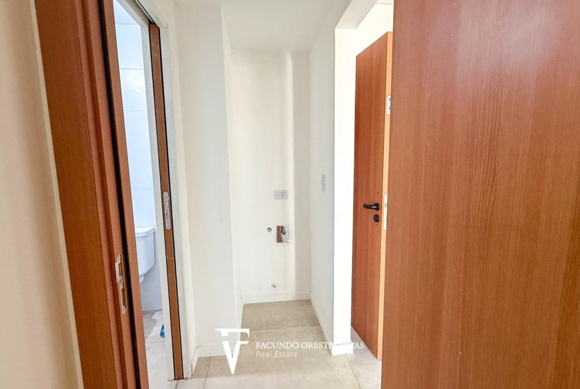 VENTA-DEPARTAMENTO-DOS AMBIENTES- BALCÓN-FRENTE-VILLA LURO