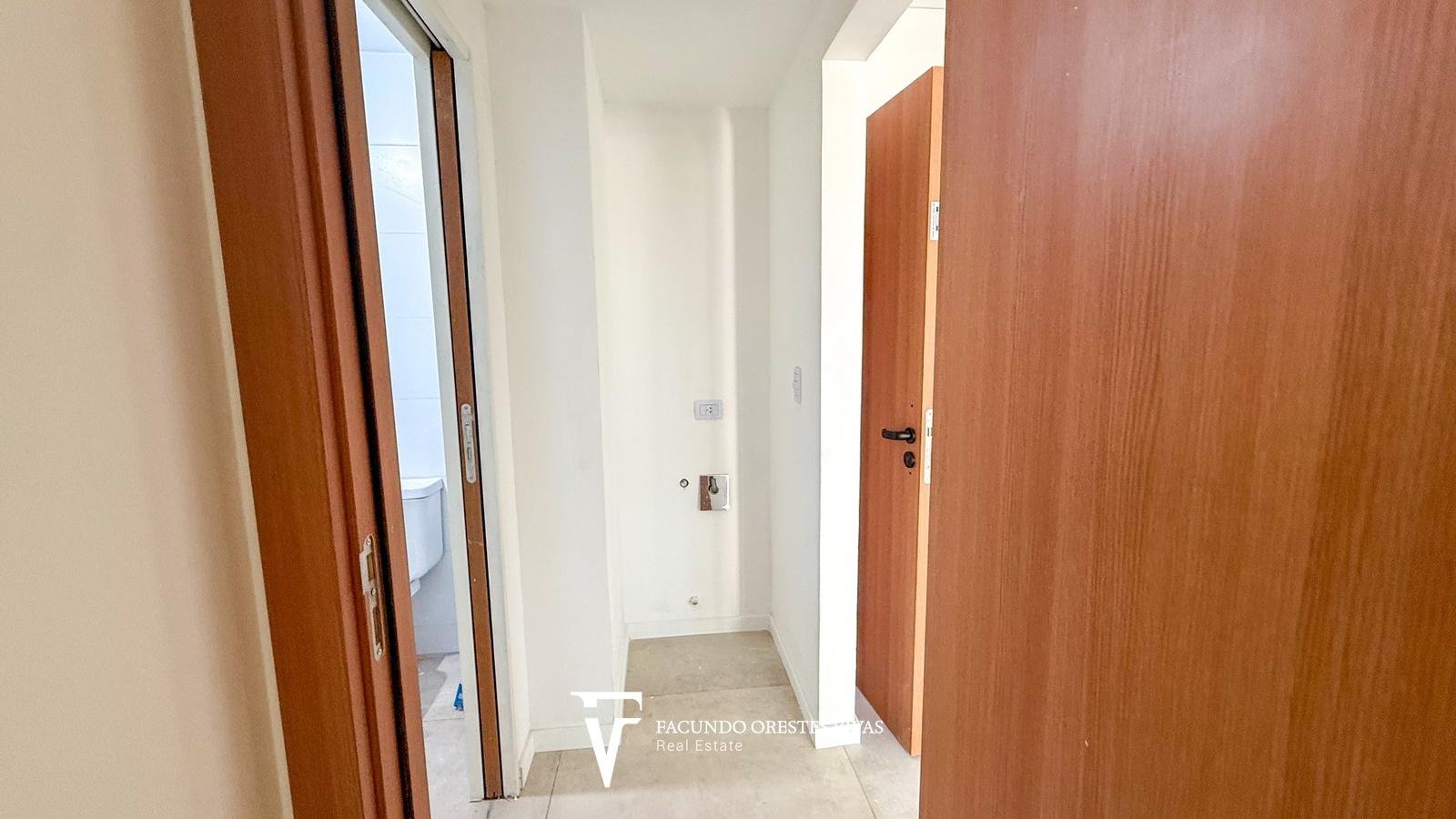 VENTA-DEPARTAMENTO-DOS AMBIENTES- BALCÓN-FRENTE-VILLA LURO