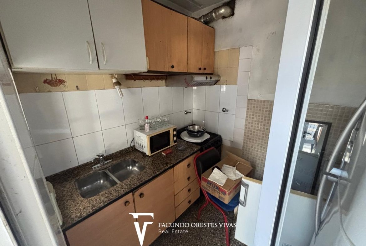 VENTA – CASA – LOTE PROPIO – TRES AMBIENTES – GARAGE/LOCAL – CIUDADELA