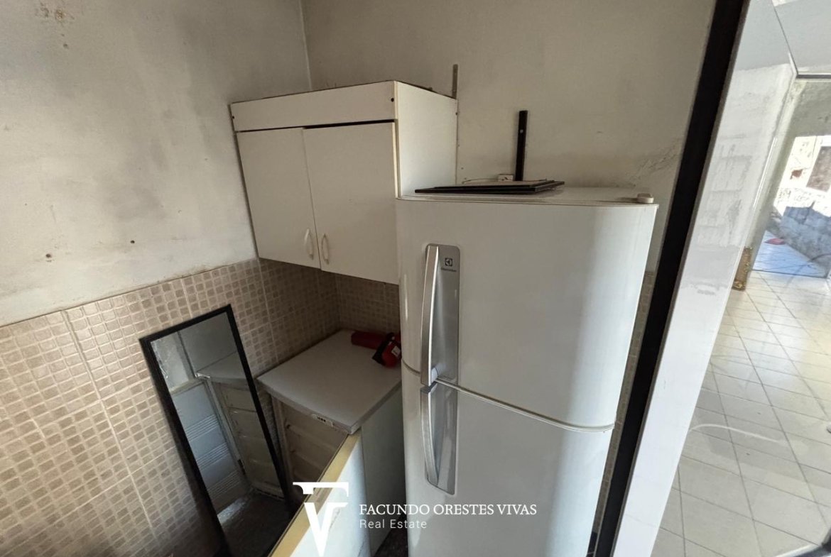 VENTA – CASA – LOTE PROPIO – TRES AMBIENTES – GARAGE/LOCAL – CIUDADELA