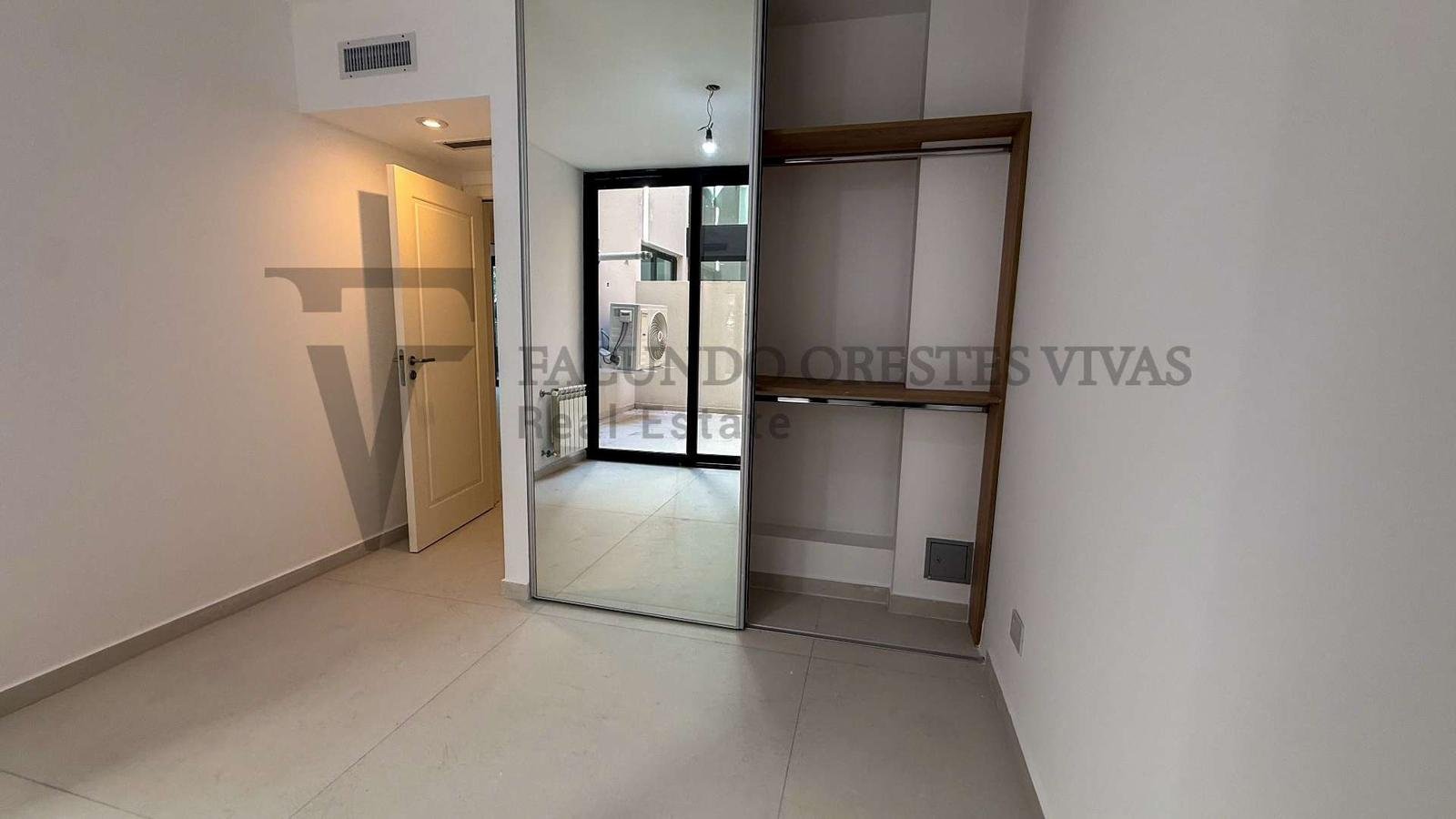 VENTA – DEPARTAMENTO – 4 AMBIENTES – BARRIO NAON – MATADEROS – PATIO