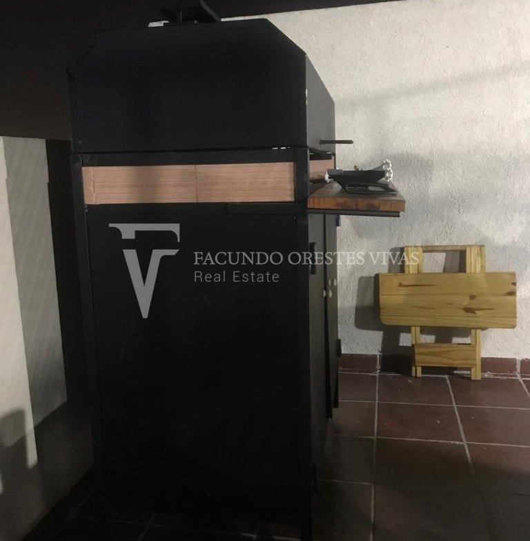 VENTA-DOS AMBIENTES-COCHERA-TERRAZA PROPIA-LOMAS DEL MIRADOR
