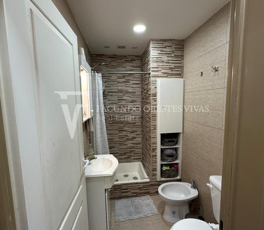 VENTA-DOS AMBIENTES-COCHERA-TERRAZA PROPIA-LOMAS DEL MIRADOR